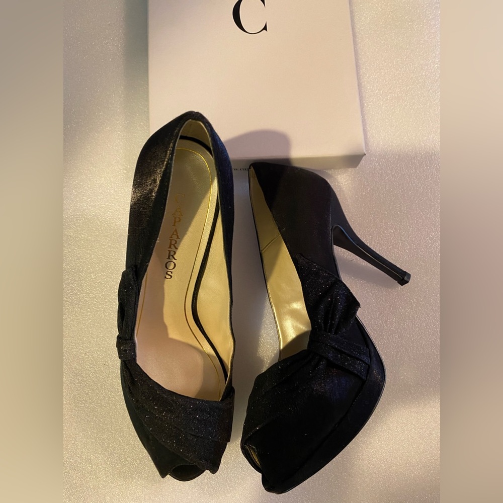 New Black sparkling high heels with box 🍷
